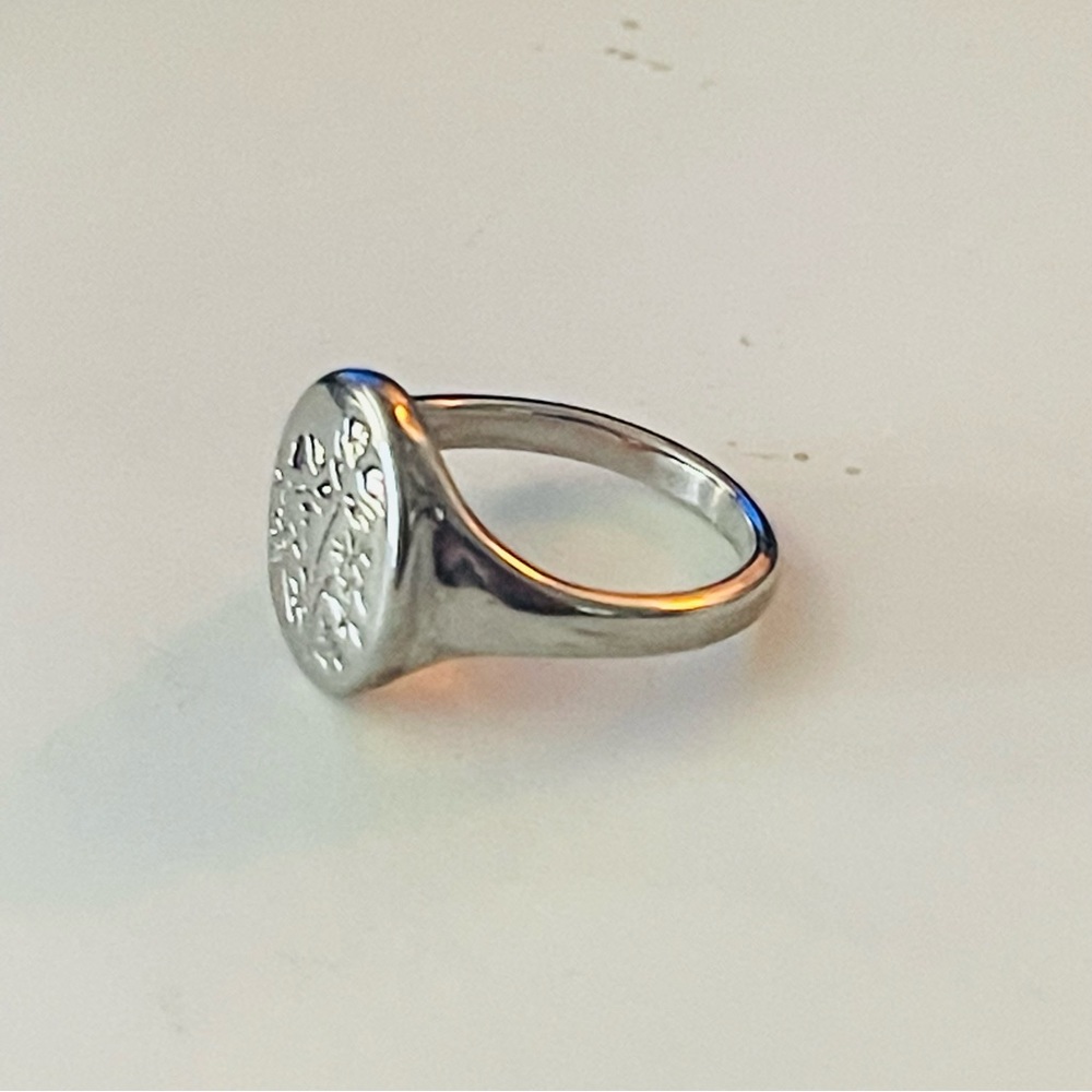 New Minimalist Bohemian Orchid Sterling Silver Signet Floral Engraved Ring - Picture 9 of 15